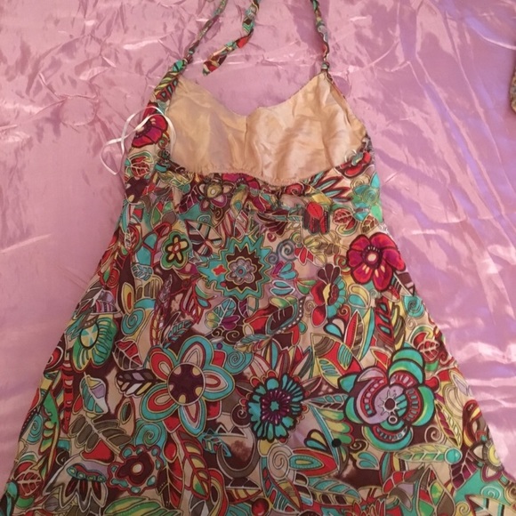 Halter top - Picture 3 of 5